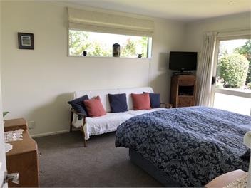 Brook Green on Meadowstone - free Wifi - Wanaka 9305
