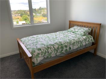 Fabulous large Bethlehem family home with pool - Tauranga