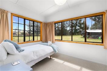 Wanaka Stone Cottage (Bachcare) - Wanaka