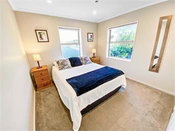 Oxley's Rock Apts 301 Picton - Waterfront - Picton