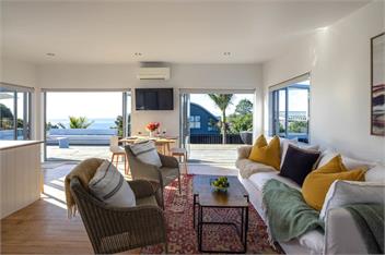 OCEAN BREEZE COTTAGE - Coast & Country - Waiheke Island