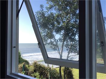 Absolute beachfront beach house Pukehina Beach - Tauranga