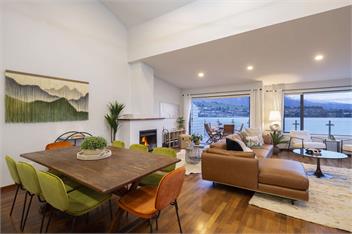 Livin' on Lake Time | Waterfront Accommodation - Queenstown