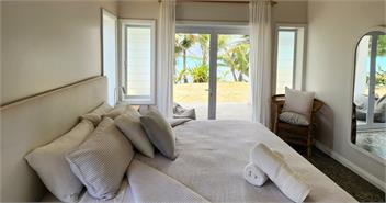 ARIKA PALMS LUXURY VILLAS | ABSOLUTE BEACHFRONT | TITIKAVEKA - RAROTONGA