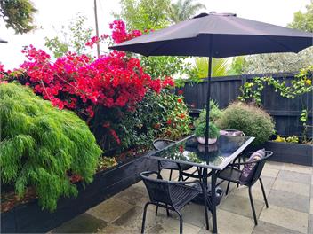 Hamilton Townhouse - Location, Style & Comfort - Hamilton