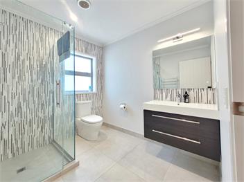 Hosts on the Coast Jackman Satisfaction - Whitianga
