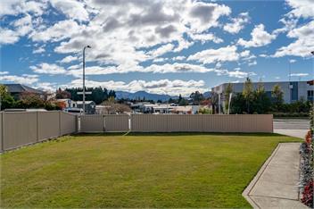 Alpine Scenery (Bachcare) - Wanaka