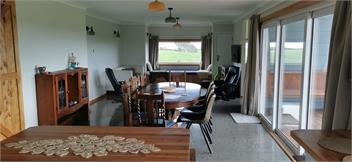 Country Living on Surfhighway 45 - new plymouth