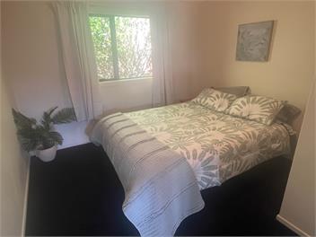 Kenepuru - Great Deck view and Easy Access to Secluded Beach - Marlborough Sounds