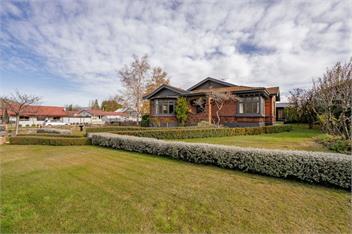 Lakeside Retreat (Bachcare) - Cromwell