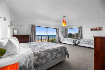 Beach Galore (Bachcare) - Waihi Beach