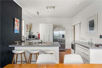 Reserve View Retreat (Bachcare) - Waihi Beach