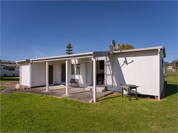 Caddy's Shack (Bachcare) - Whangamata
