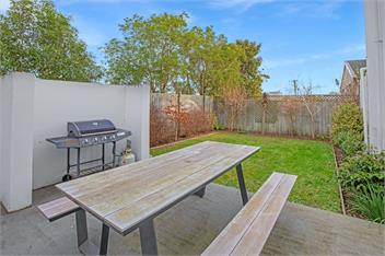 Urban Oasis (Bachcare) - 