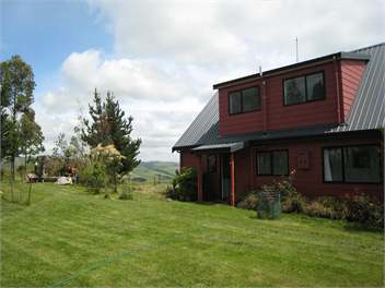cliffs road farm cottage - TIMARU 7974