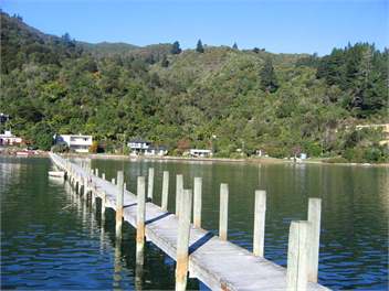 Bach in Little Ngakuta Bay, Marlborough/Kaikoura -