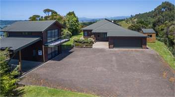 Treetops Cottage at the Castle - Whitianga