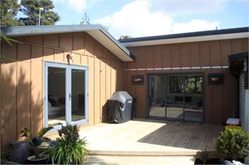 Seaviews, Cedar hot tub, Kayaking, Native Virgin bush - WHANGAREI