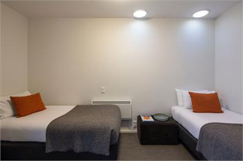 Panorama Dual Level Apartment - Queenstown