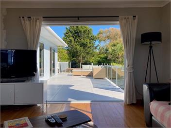 76 Blue Pacific - Masterton