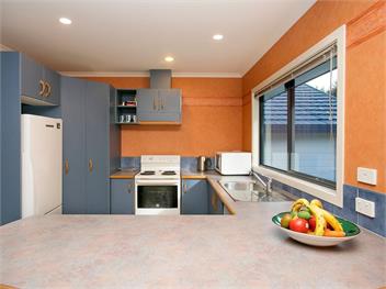 Laid Back on Lakewood (Bachcare) - Taupo Central