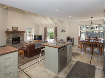 Modern Cottage Charm (Bachcare) - Albert Town