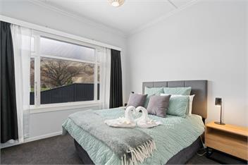 Lake Dunstan Cottage (Bachcare) - Cromwell