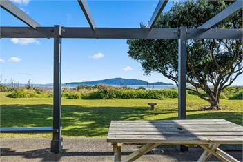 Kapiti Panorama (Bachcare) - Waikanae Beach