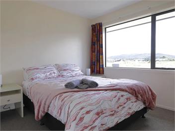 Whitestone Cottage - Te Anau Lakefront - Te Anau