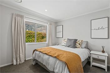 Southern Lakes Escape (Bachcare) - Queenstown