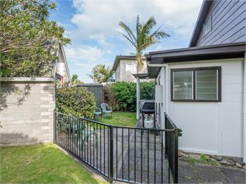 Whanga Bach (Bachcare) - Whangamata