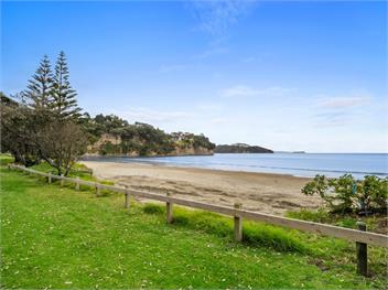 Poolside Waterfront (Bachcare) - Orewa
