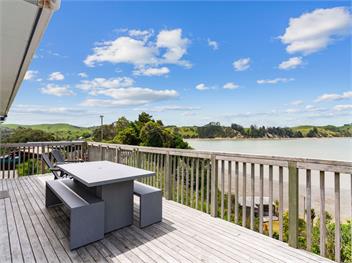 Harbour Escape (Bachcare) - Paparoa