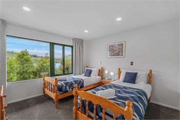 Frankton House (Bachcare) - Queenstown