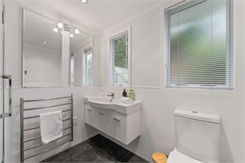 Serenity Cottage (Bachcare) - Taupo