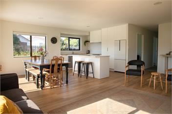Sunny, Stylish & Spacious – Perfect for Families! - Tauranga