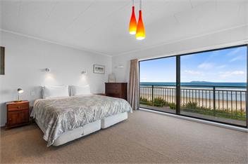 Beach Galore (Bachcare) - Waihi Beach