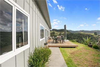 Hilltop Haven - Whangamata - Whangamata