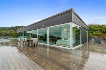 The Glasshouse at Block295 Raglan - Raglan