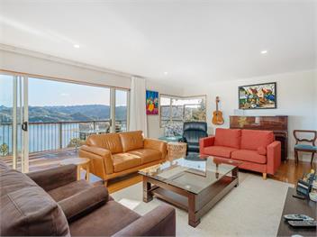 The Mount Paku Bach (Bachcare) - Tairua