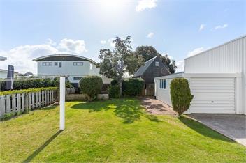 Relax on Linton (Bachcare) - Whangamata