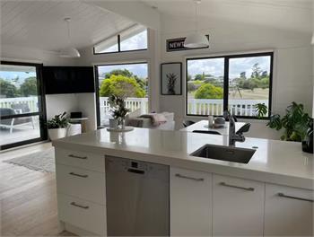 Sunny Coastal Escape w/ Views, Studio & Family Space - Pauanui