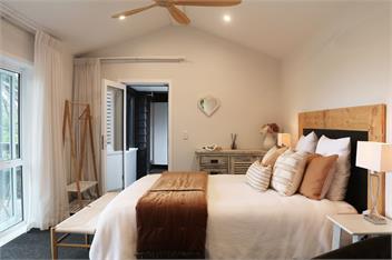 Country Idyll Hut 2 – Sandspit Holiday Cottage - 