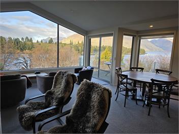COOPER HOUSE - 