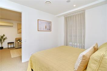 Stadium Central 2 – Modern CBD Stay w/ Secure Entry - 