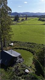 Fiery Peak Eco-Retreat: Stargazing & hot tub -