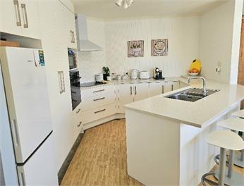 Coastal Cosy -