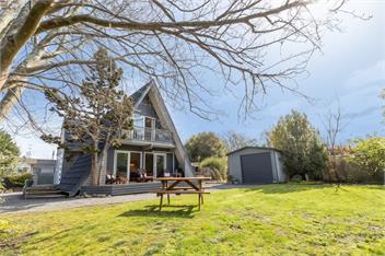 A-Frame. Ideal for families and large groups. - 
