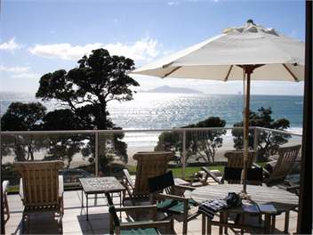Waterfront treat... - Waipu
