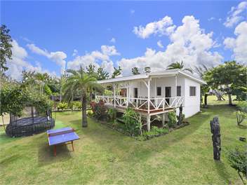 Magical Ocean Front Villa 'Senang Masari' - Port Vila